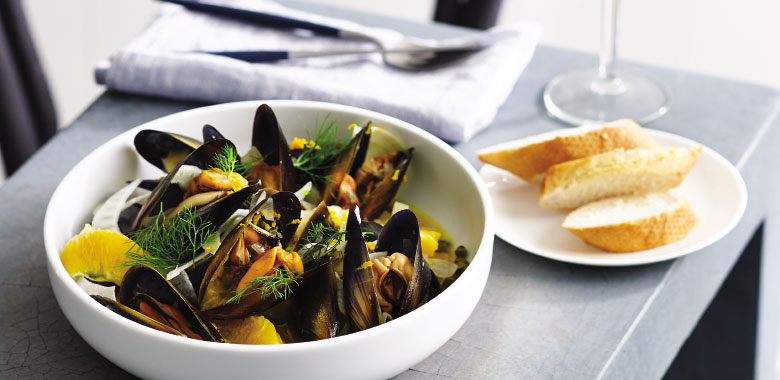 MUSSELS WITH FENNEL, ORANGE  & CAPER EMULSION