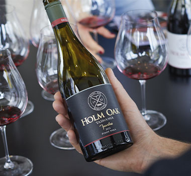 Weekenders Guide to Northern Tasmania - Holm Oak Vineyard