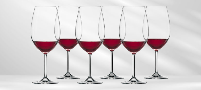 Fuller-bodied red wines are best in a Bordeaux glass.