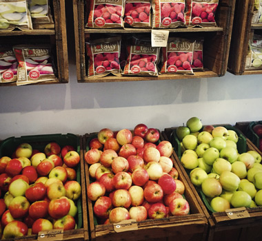 Fresh apples at Mock Red Hill