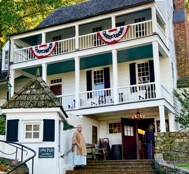 The Michie Tavern in Virginia, built in 1784