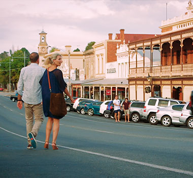 Ford St in Beechworth